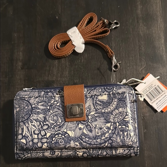 Sakroots Blue Artist Circle Wristlet Crossbody Wallet Fits Smartphone NWT - Picture 1 of 8